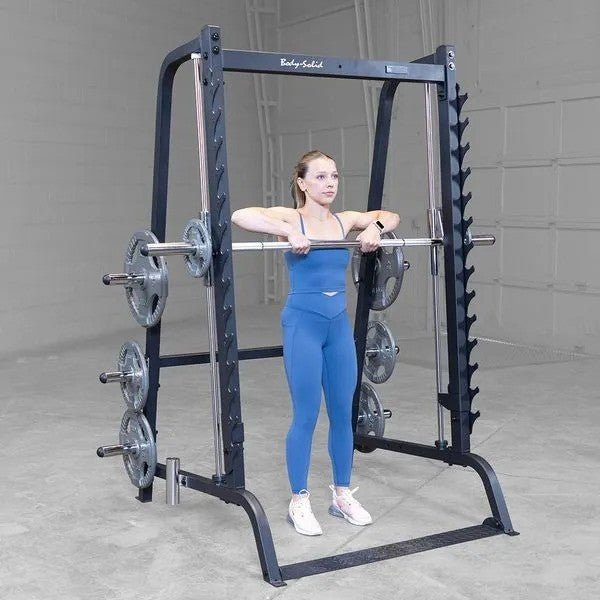 Body-Solid Series 7 Smith-maskine med horn og sikkerhedsanordninger - GS348Q